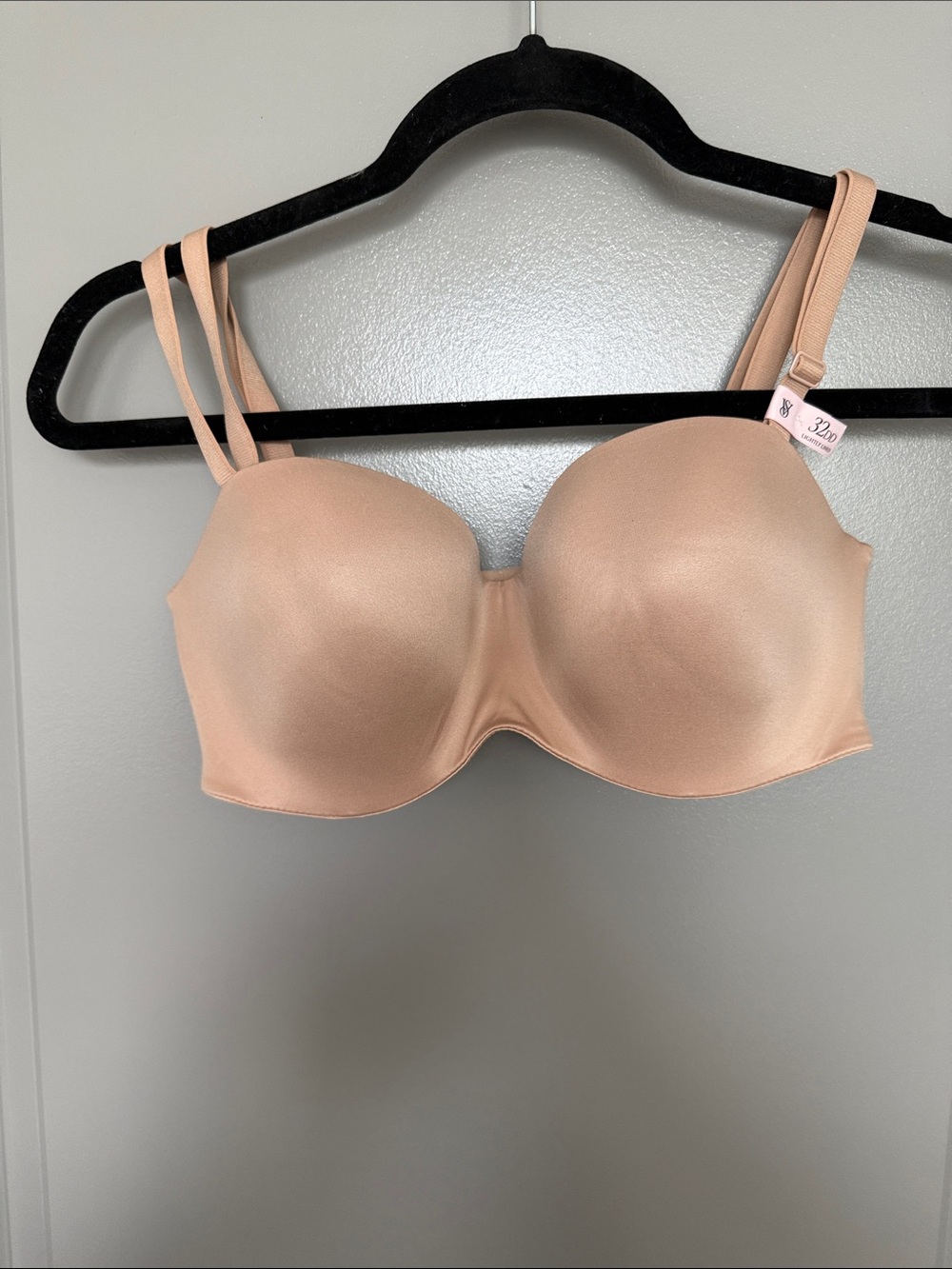 Victoria's Secret Light Nude Convertible Bra